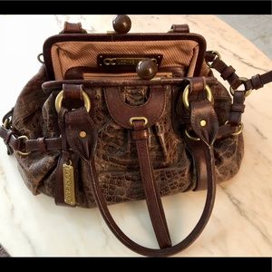 Lockheart genuine leather handbag