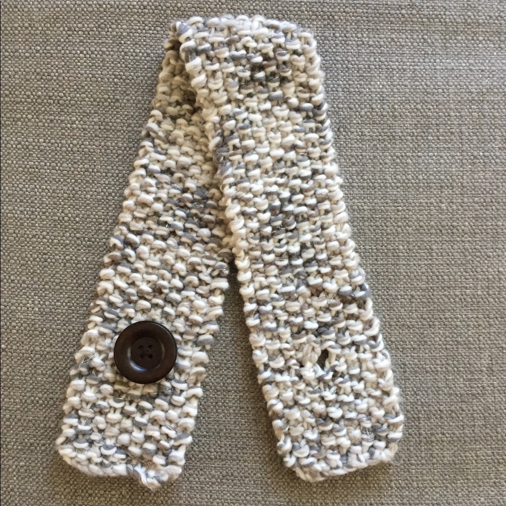 Fossil crochet scarf
