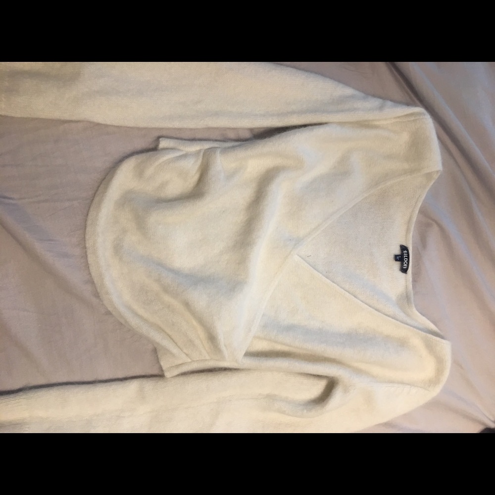 Cropped white sweater