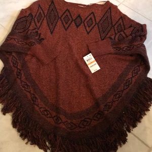 NWT batwing Aztec look shirt