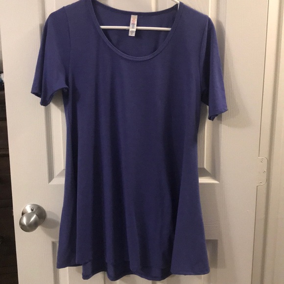 Lularoe Perfect Tee - Picture 1 of 2