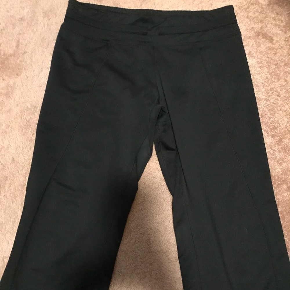 Nike women’s Capri/work out lounge pants