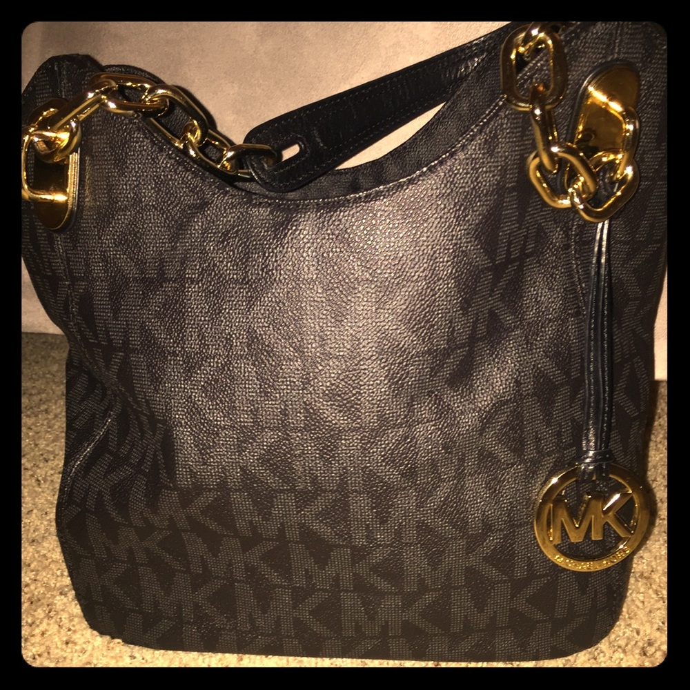 MICHAEL KORS PURSE- Black