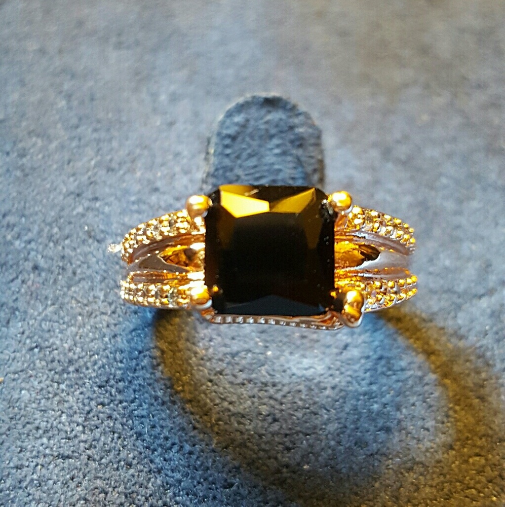 Black Spinel & Zircon Ring