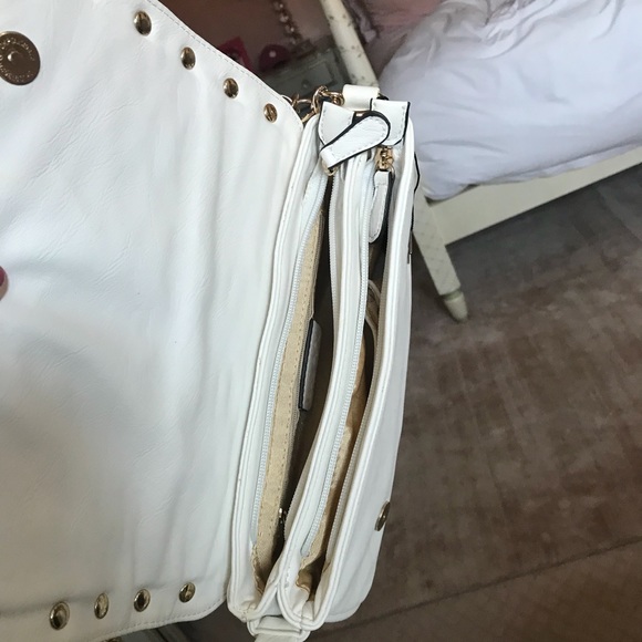 White Studded Purse - Picture 5 of 5
