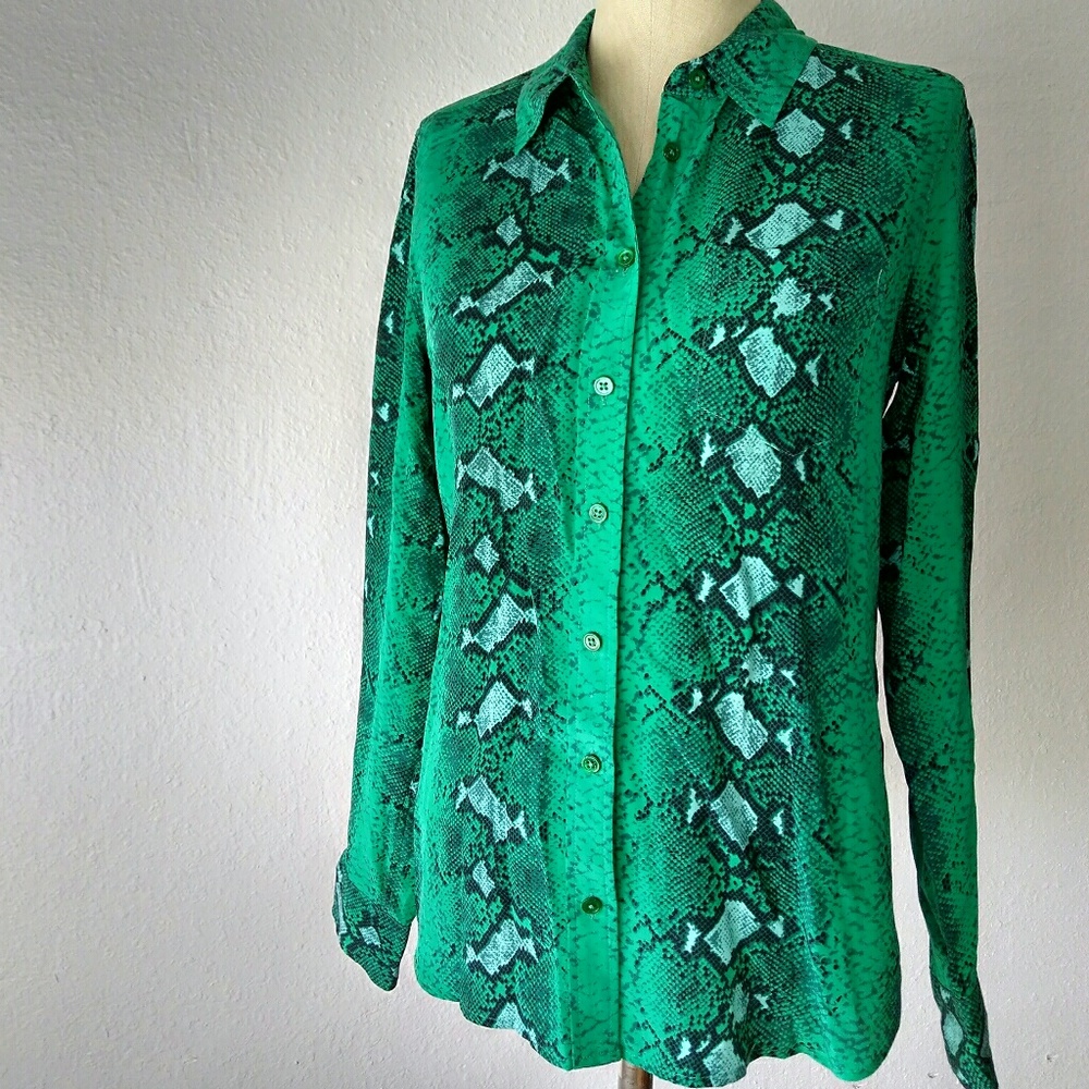 Equipment Silk Signature Button Down Green Snake S