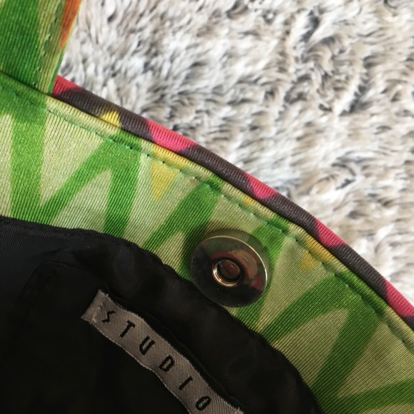 Flirty colorful handbag - Picture 2 of 2