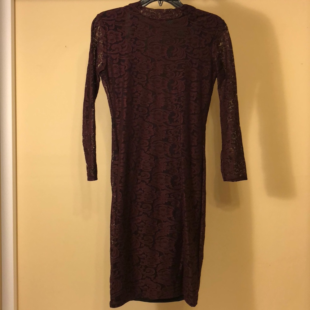 Bodycon lace dress