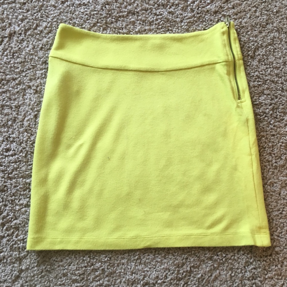 Neon yellow bodycon mini skirt - medium