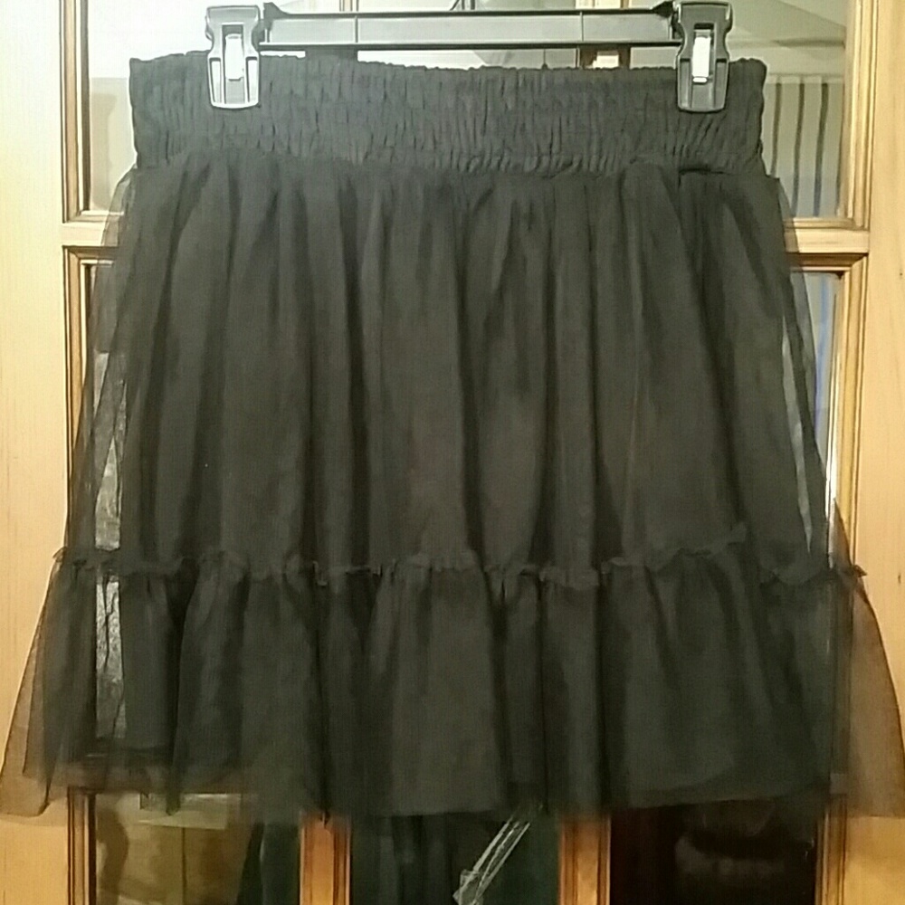 Xhilaration Black  Skirt Size L