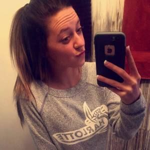 Meet your Posher, Halie