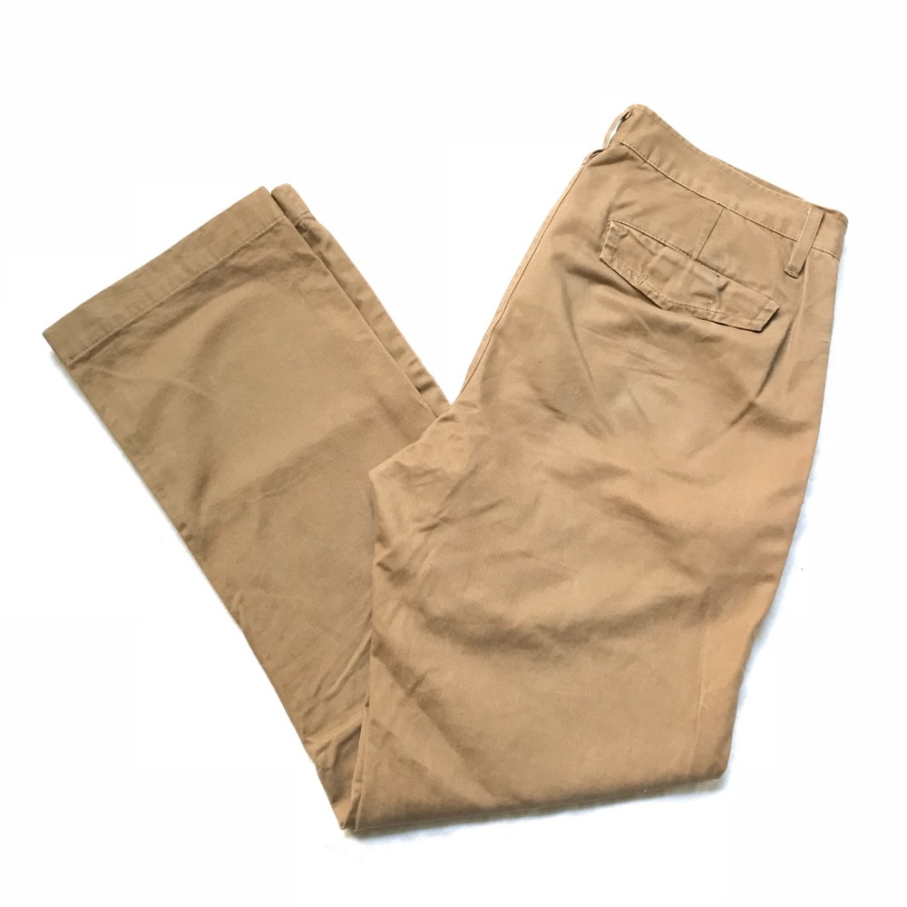 Men’s Gap Khakis