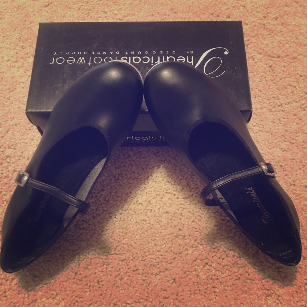 Child Buckle Strap Black Tap Shoes  size 2.5M