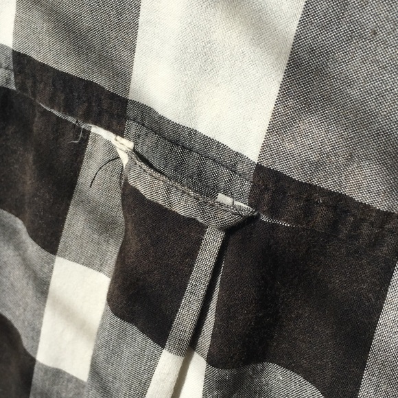 American Eagle Women’s Plaid Jegging Shirt - Picture 7 of 7