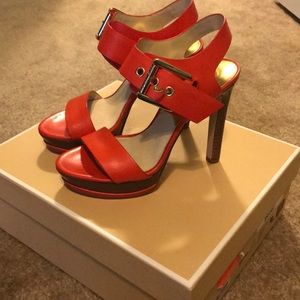 Michael Kohrs orange heel sandals