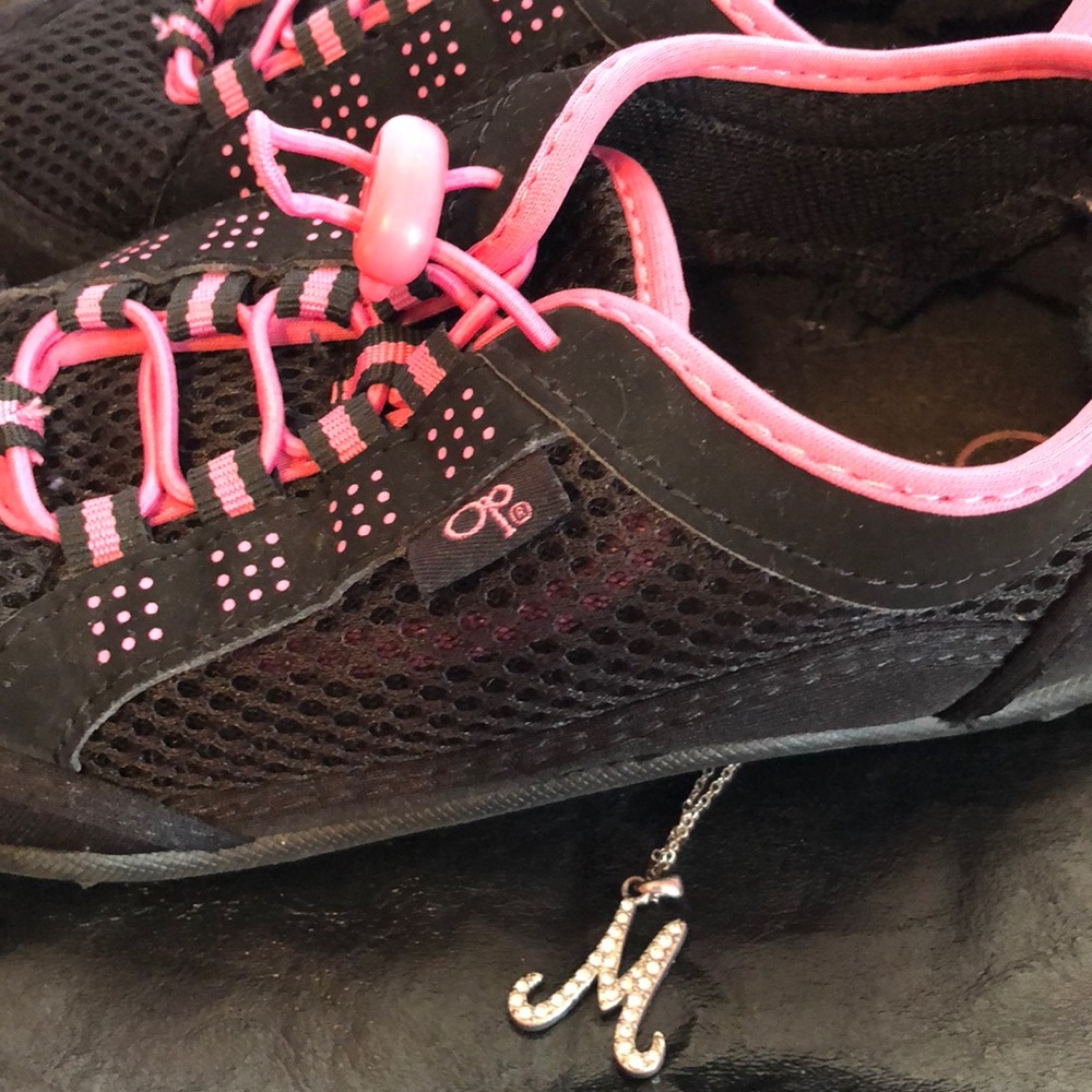 Slip on water shoes