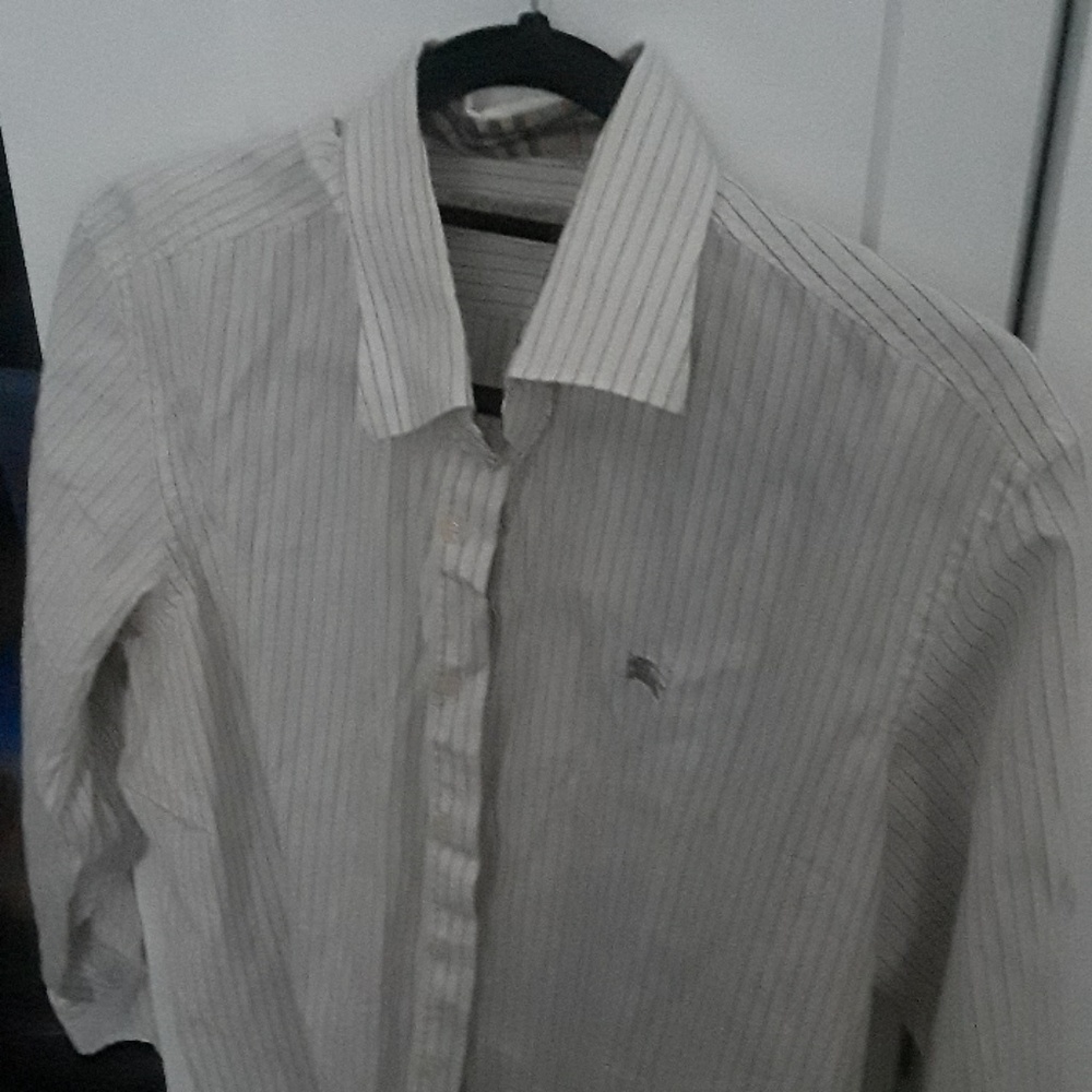 Burberry white button striped