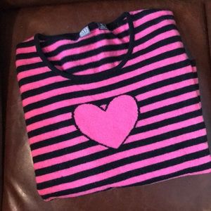 SAKS 5th Avenue 💖 Sweet Heart Cashmere Sweater