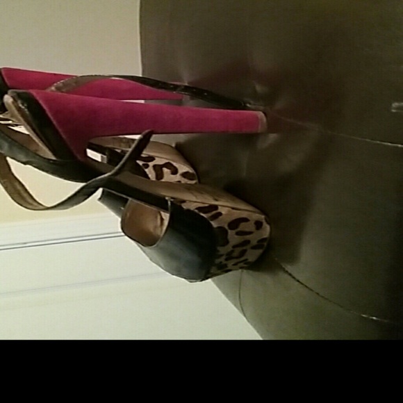 Heels - Picture 3 of 4