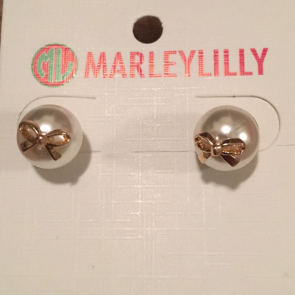 Pearl and Bow Earings - Never Worn