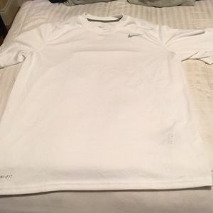 Never worn Nike tee