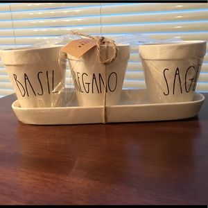Brand New Rae Dunn Ceramic Planter Basil Sage O...