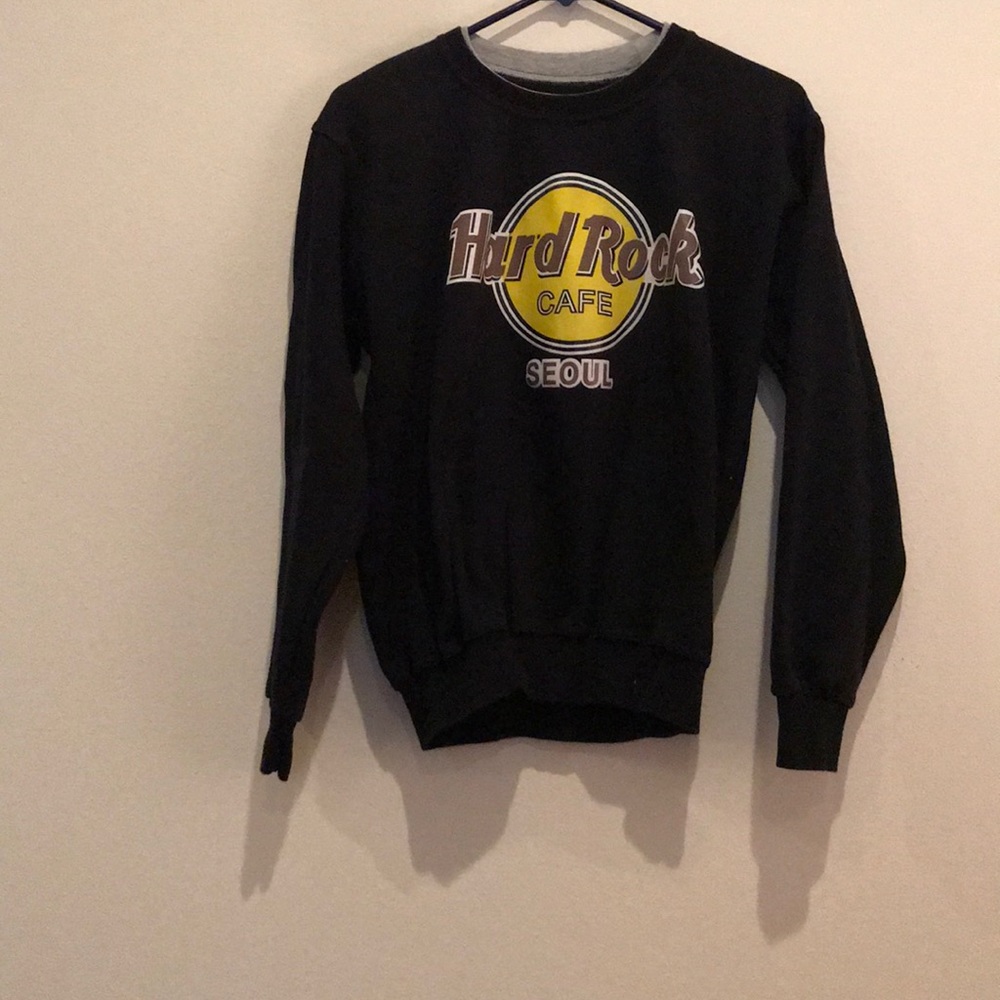 Sweatshirt