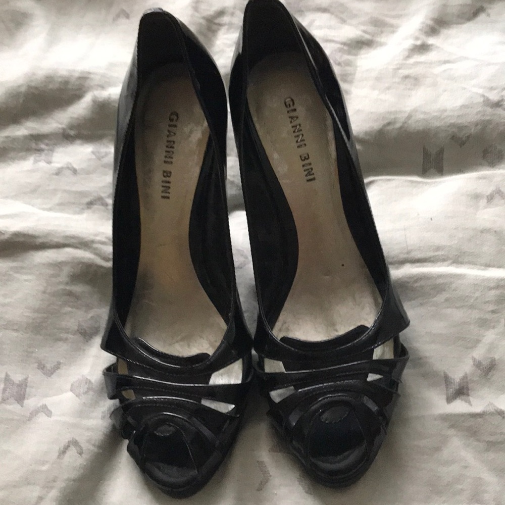 Gianni bini peep toe heels black patent leather