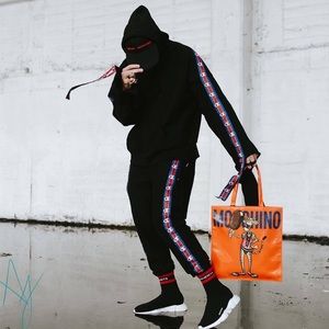 Meet your Posher, Joshua