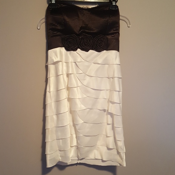 Black and cream dress - Picture 1 of 4