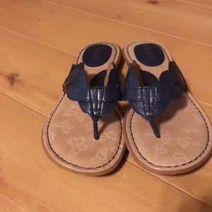 B.O.C Navy Flip Flops Women’s Size 6 EUC