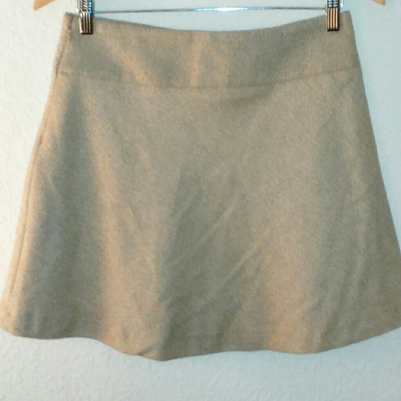 NWT Gap Wool Blend Beige Skirt Size 4 - Picture 2 of 7