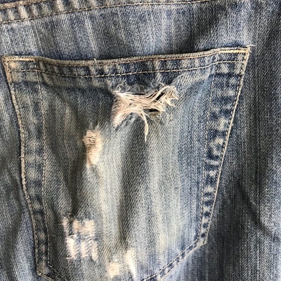 BDG Distressed Jeans - Picture 4 of 6