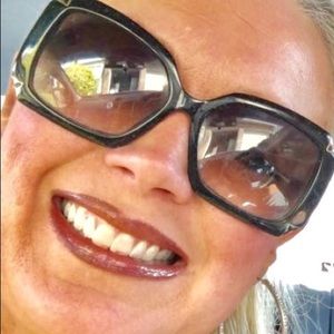 Meet your Posher, Tami