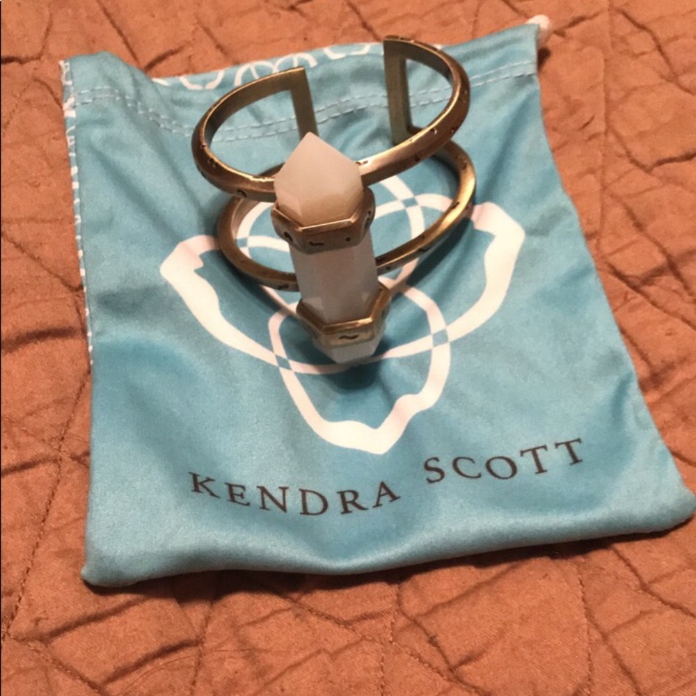 Kendra scott bracelet