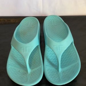 Telic flip flops