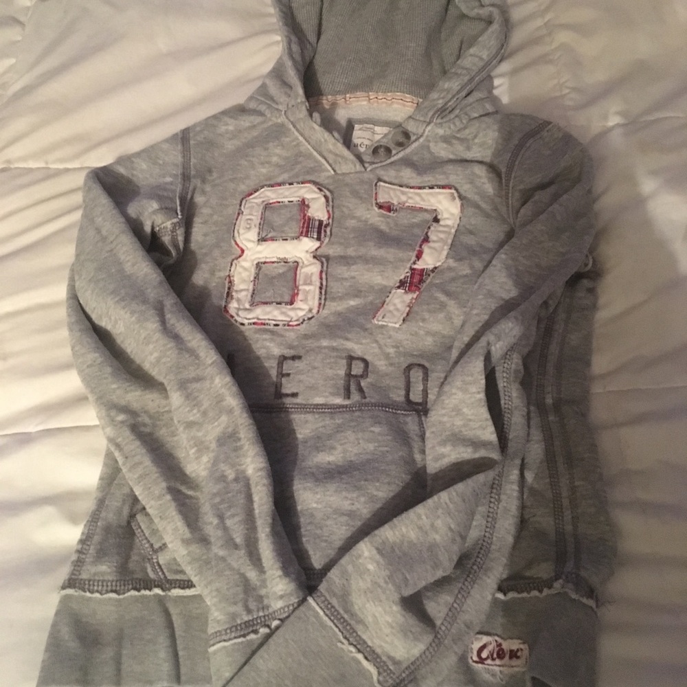Aero sweater