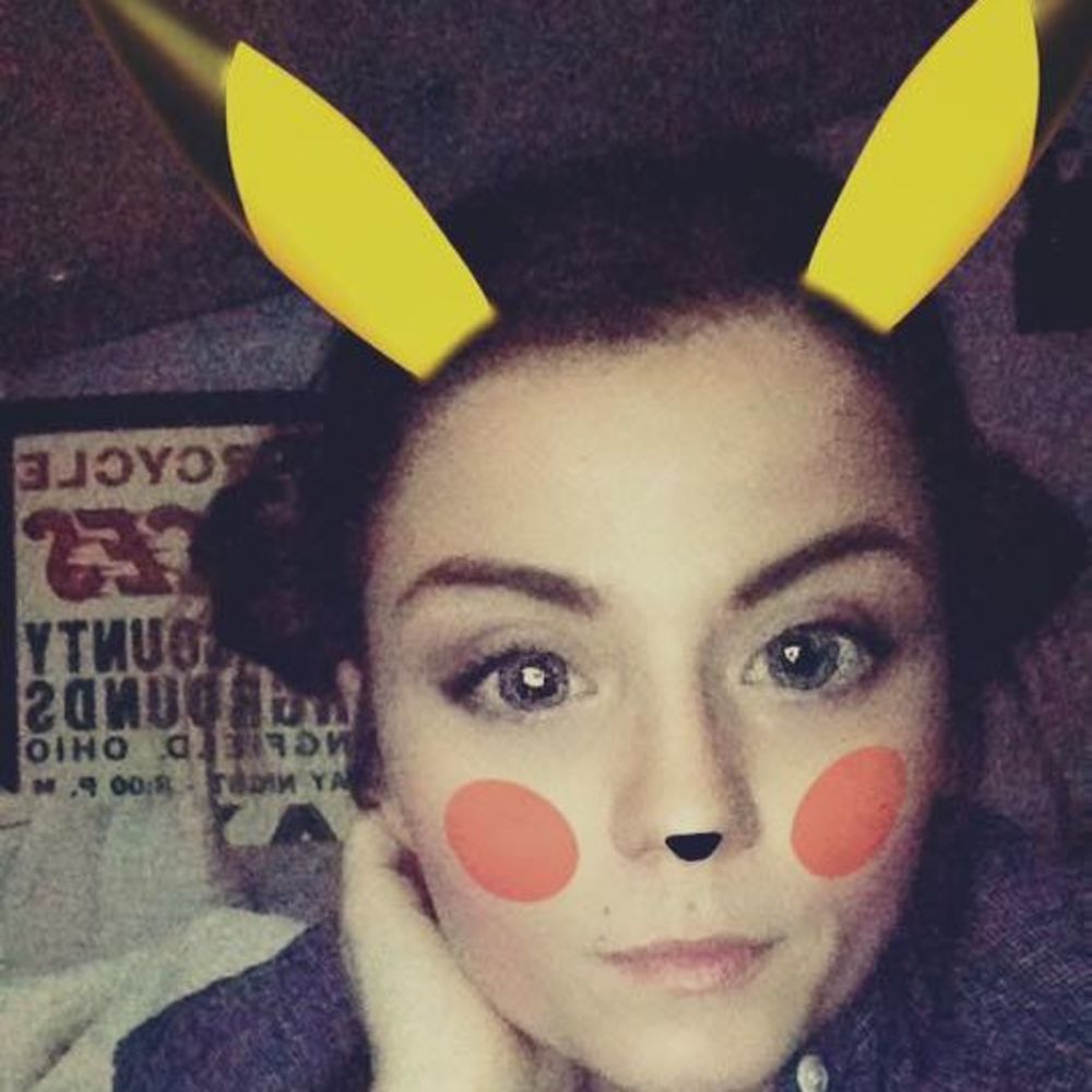 Meet your Posher, Demi