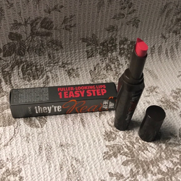 💖Makeup Bundle with Eyeshadow Palette💖 - Picture 6 of 7