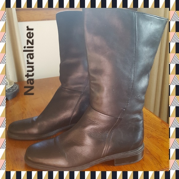 naturalizer flat boots