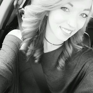 Meet your Posher, Meredith