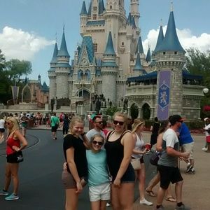 Meet your Posher, Julia