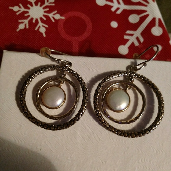 Michael Dawkins 925 snakeskin pearl earrings - Picture 1 of 2