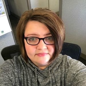 Meet your Posher, Stacy