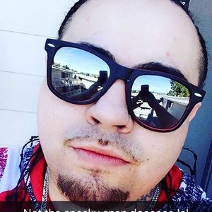 Meet your Posher, June