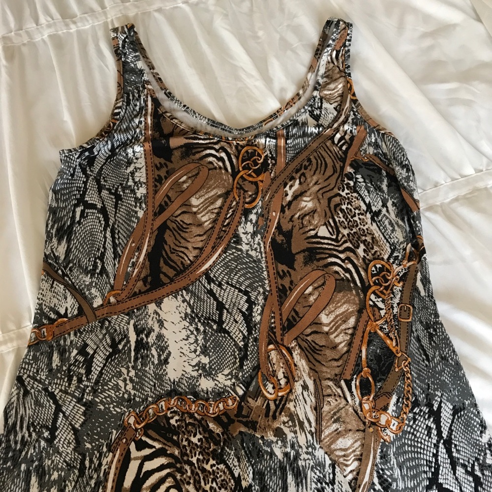 Tank shirt, very slimming