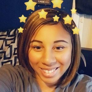 Meet your Posher, Kenyatta