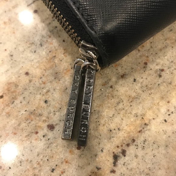 Tory Burch Double ZIP Continental Wallet - Picture 3 of 7