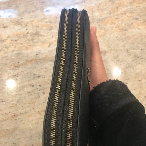 Tory Burch Double ZIP Continental Wallet - Picture 5 of 7