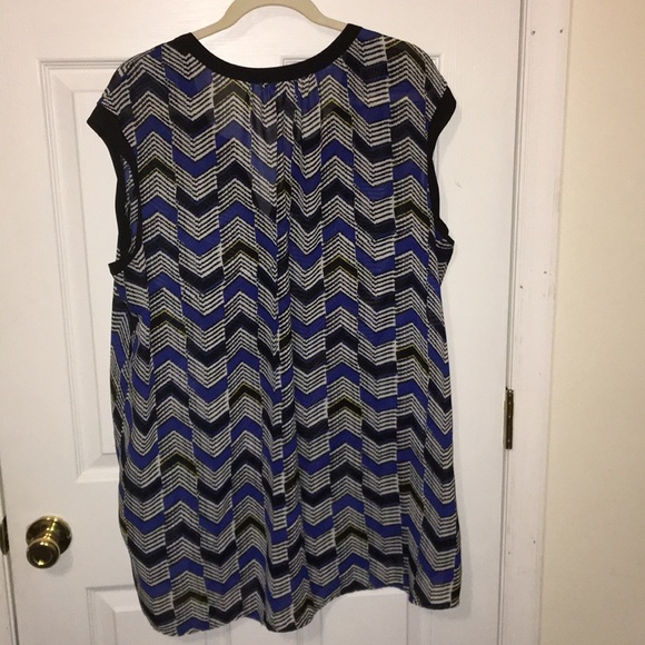Daniel Rainn chevron capped sleeve top 2x - Picture 4 of 5